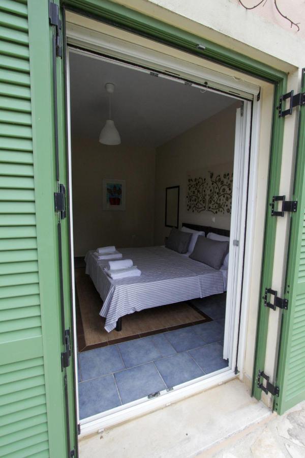 Appartamento Mouse House Gouvia Esterno foto